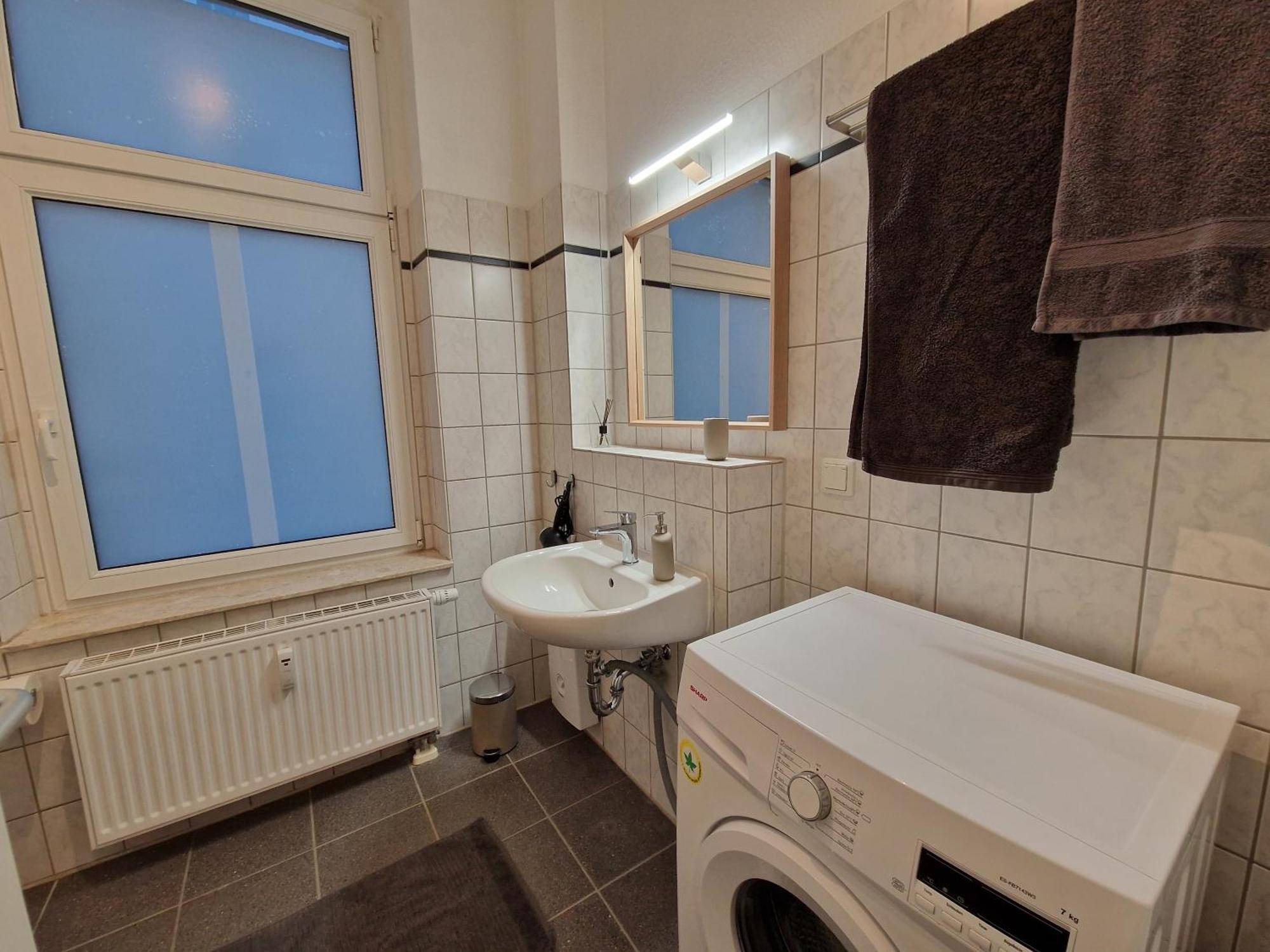 Helle und zentrale 2Zi-Whg im Herzen Magdeburgs Exterior foto