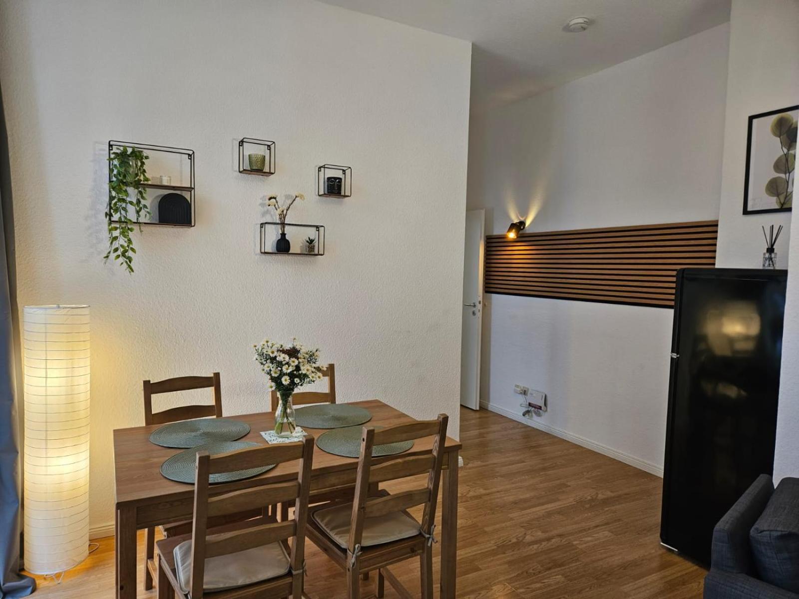 Helle und zentrale 2Zi-Whg im Herzen Magdeburgs Exterior foto